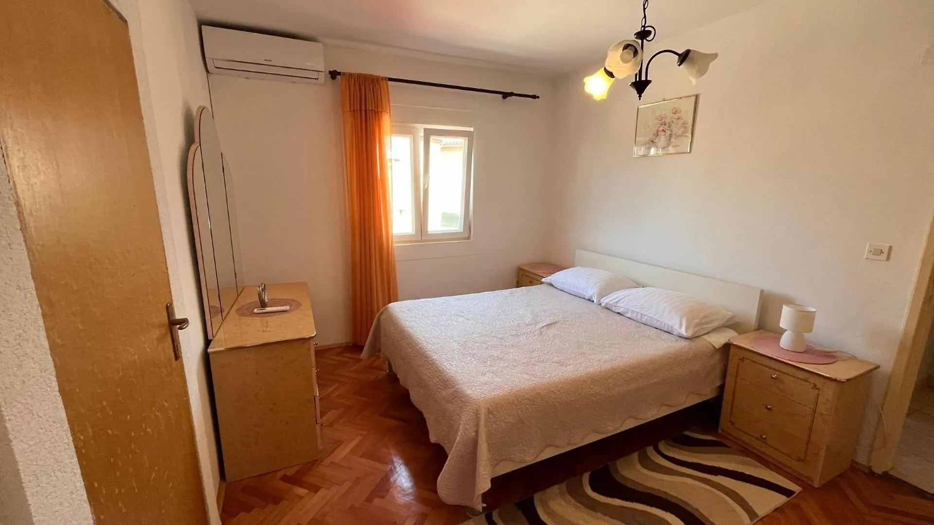 Apartments Julieta With Balcony And Grill - By Ta Leut Agency Privlaka